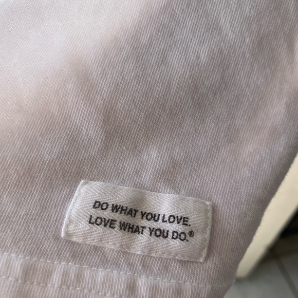 Life Is Good Tee - Picture 5 of 5